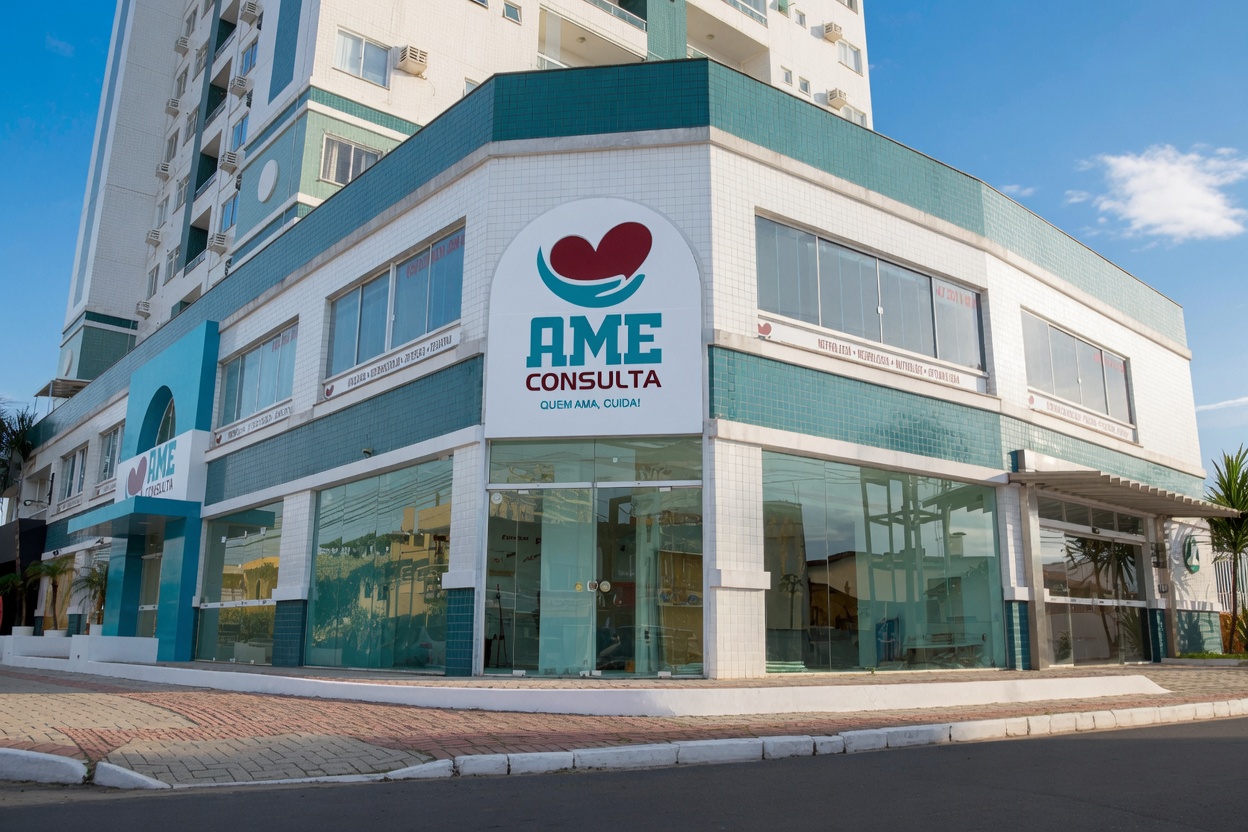 Fachada da Clínica AME C em Itajaí